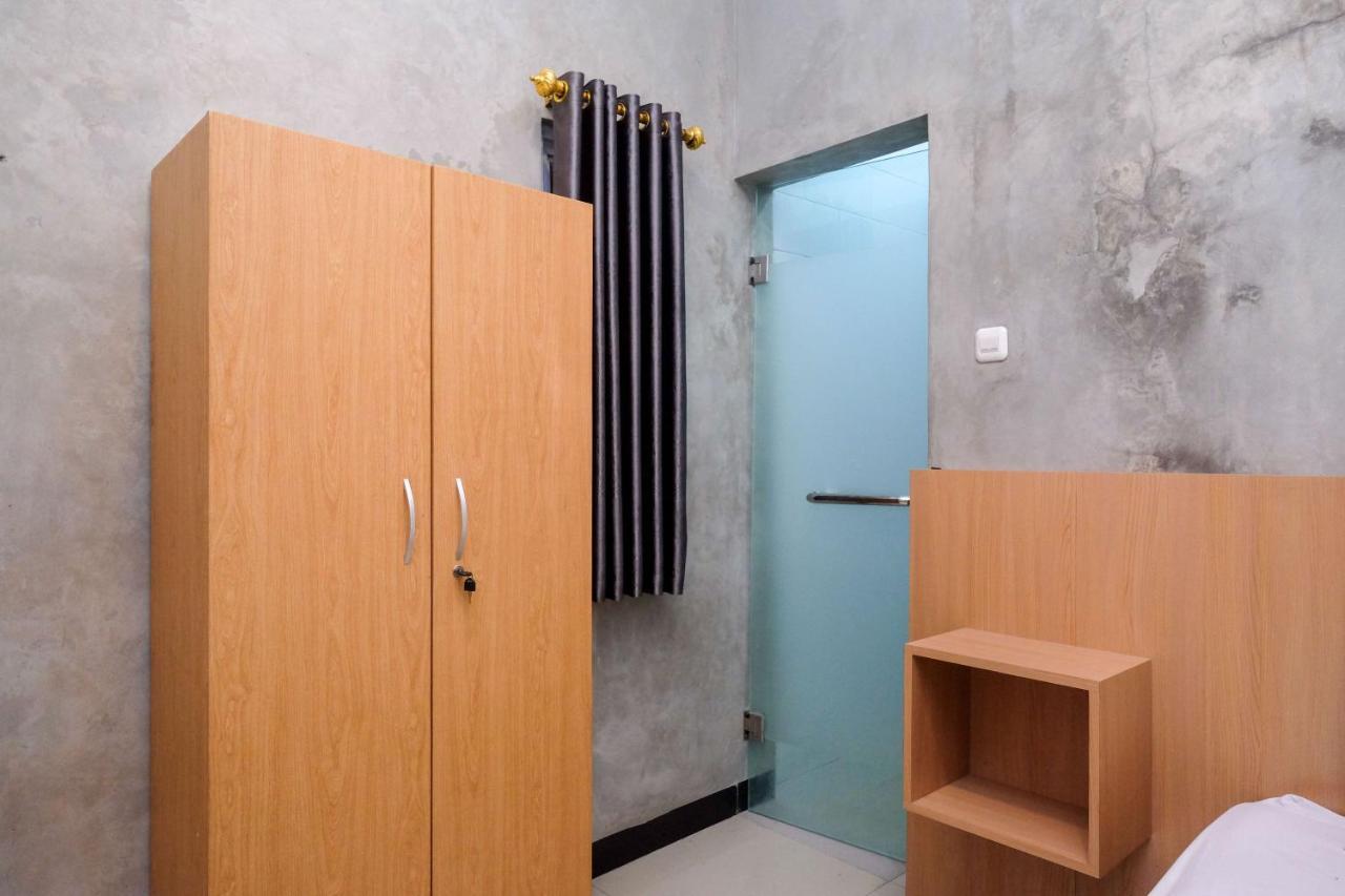 Urbanview Hotel Syariah Artamara Tegal By Reddoorz Zewnętrze zdjęcie