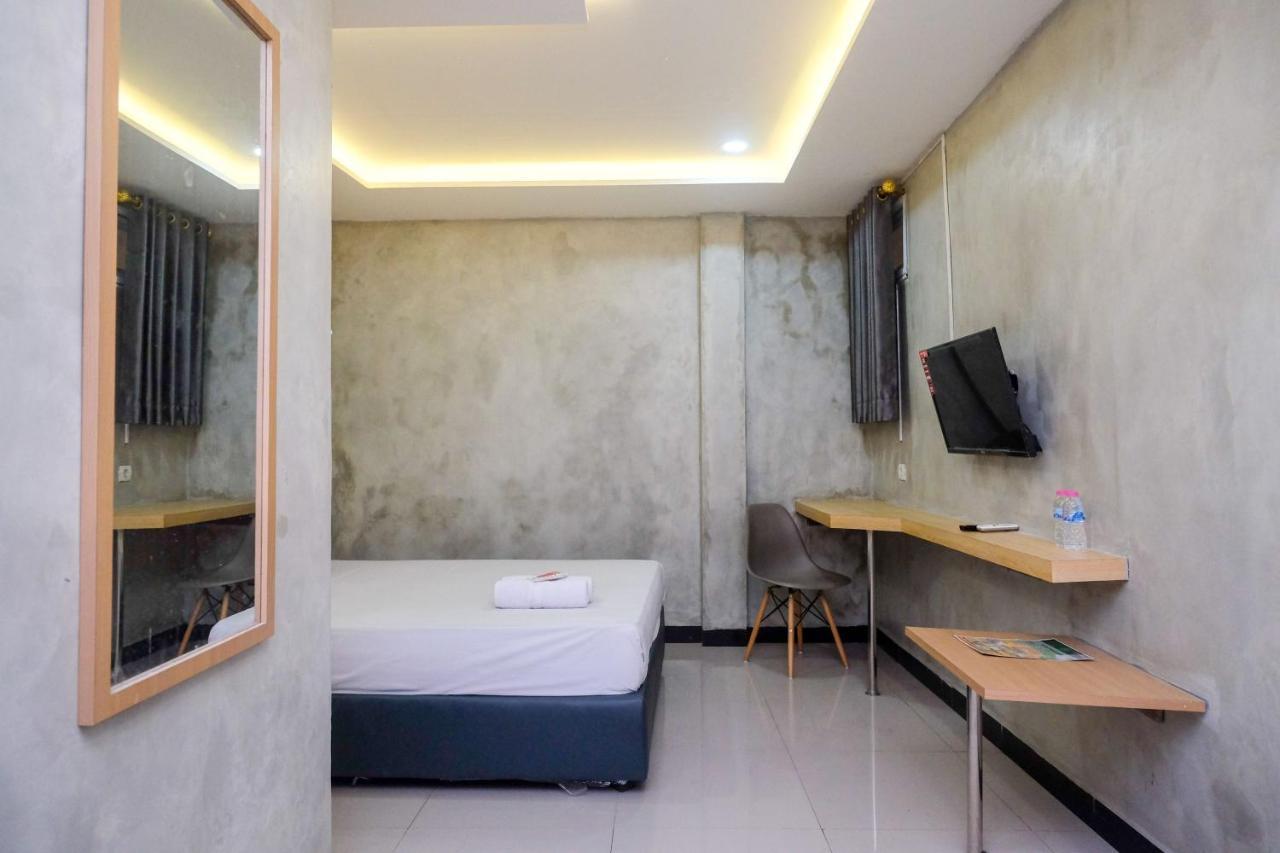 Urbanview Hotel Syariah Artamara Tegal By Reddoorz Zewnętrze zdjęcie
