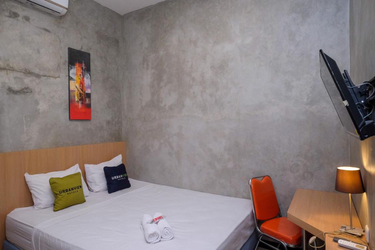 Urbanview Hotel Syariah Artamara Tegal By Reddoorz Zewnętrze zdjęcie